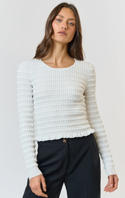 Lalavon Textured Ruffle Hem Sweater Top