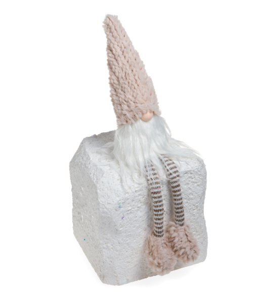 Accents de Ville Sitting Gnome w Beige Knit Hat