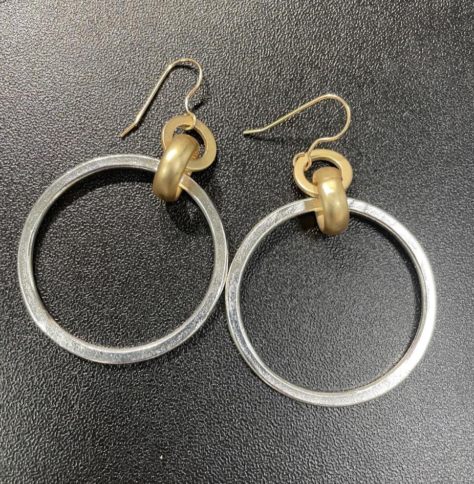 LJ Sonder Amanda Silver Circle Hoop Earrings