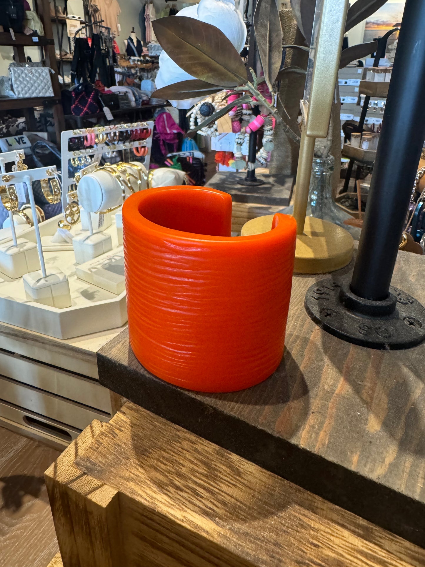 ZENZII Large Resin Cuff