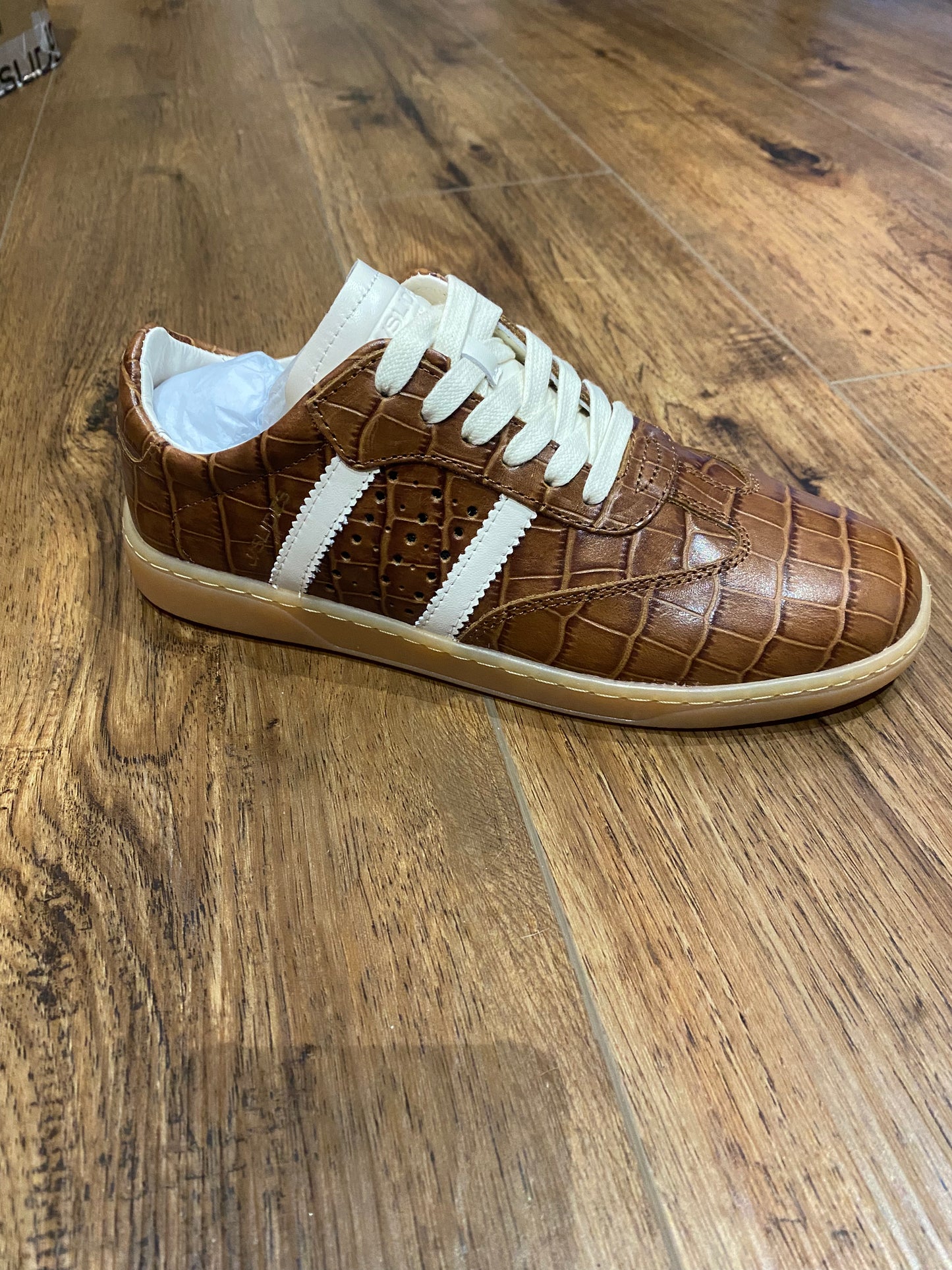 J/Slides Hunter Leather Sneaker