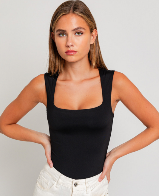 Le Lis Square Neck Sleeveless Bodysuit