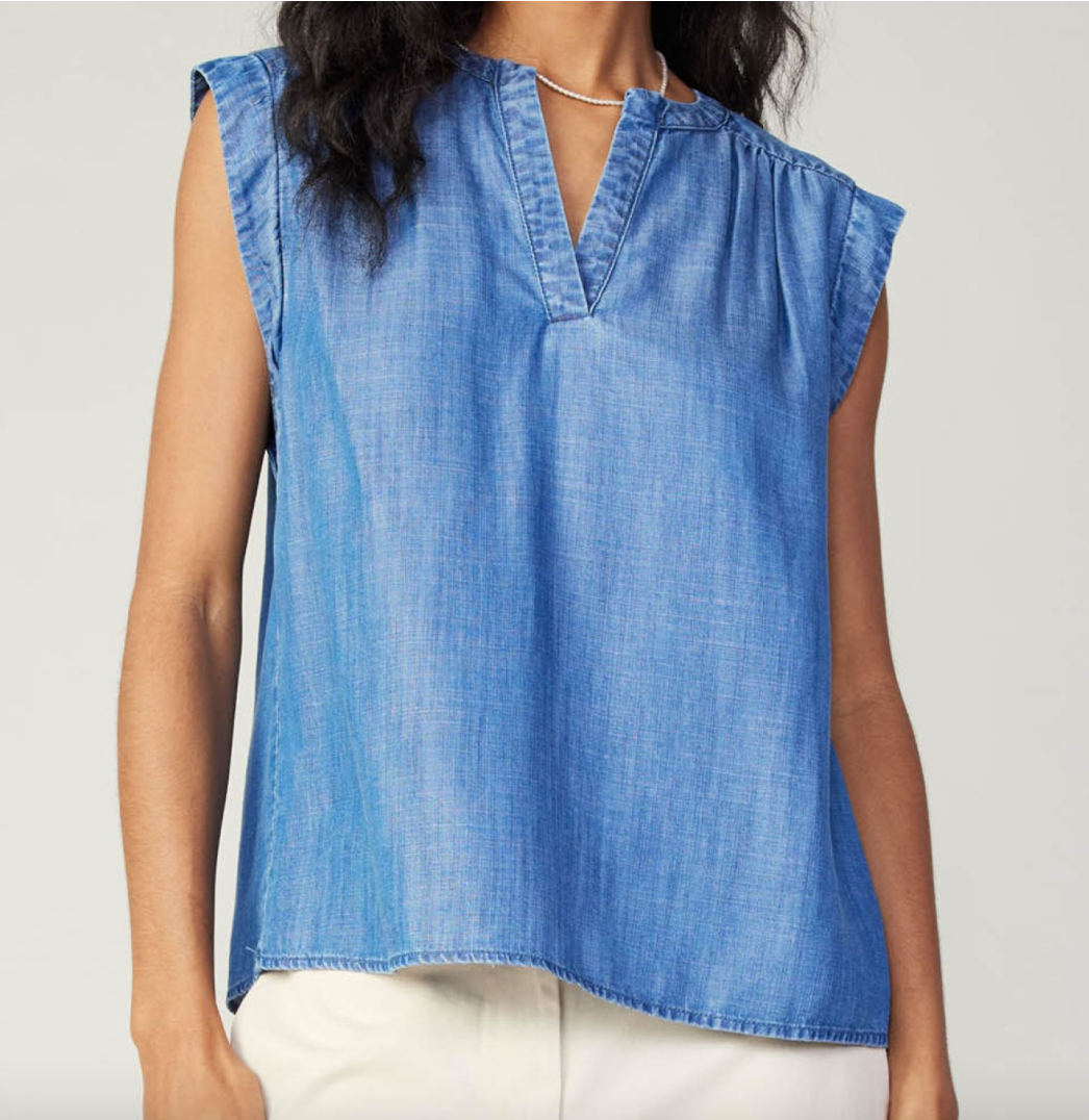 Current Air Sleeveless Slit Neck Boxy Top