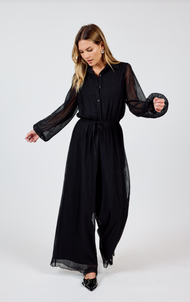 Sadie & Sage Gathering Button Up Jumpsuit