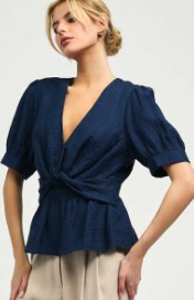 Current Air SS V-Neck Twisted Top