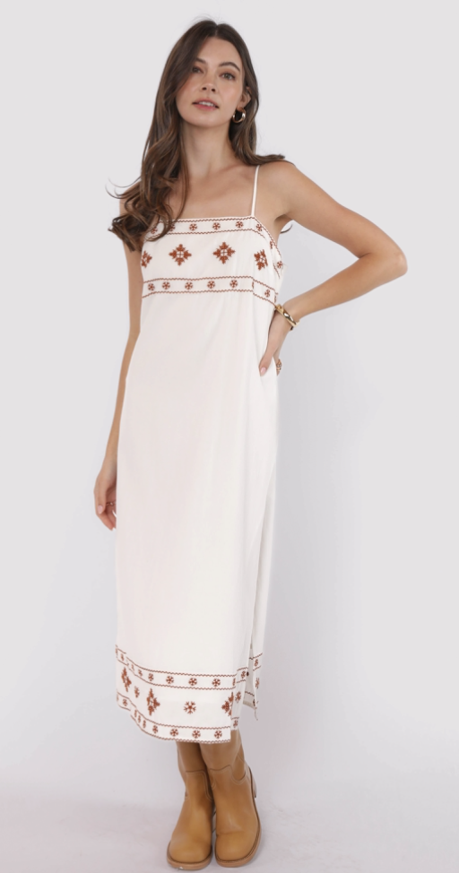 Sadie & Sage Warm Horizon Embroidered Midi Dress