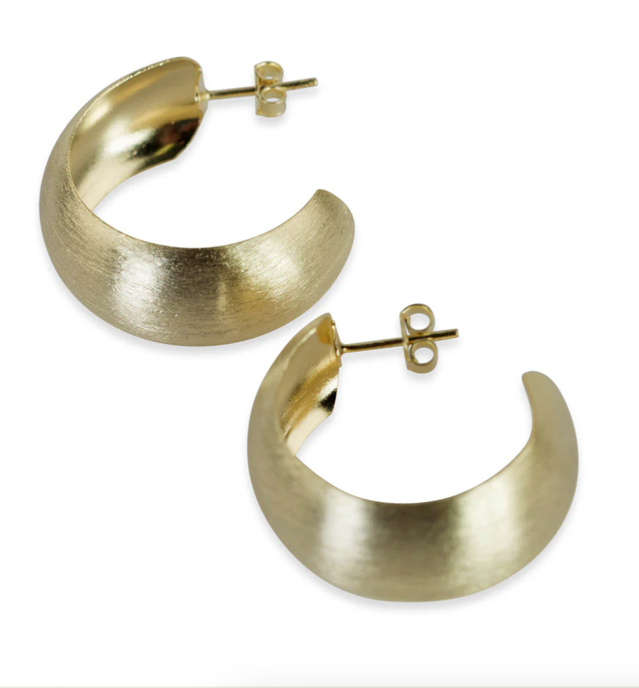 Sheila Fajl Monica Hoops